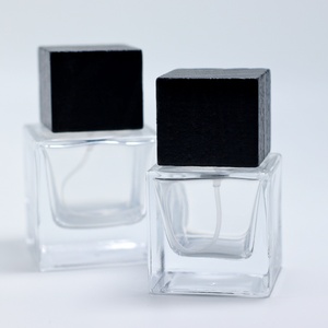 Botella de Perfume de Vidrio Personalizada para Hombre, con Pulverizador de Lujo, Transparente, Cuadrada, Vacía, de 30ml, 50ml, 100ml, con Caja - Product Image 4