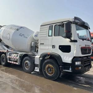 Howo 8x4搅拌罐 | 大容量混凝土运输，建筑项目的核心选择 - Product Image 3