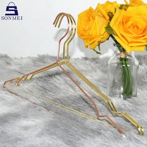 Appendiabiti <span class=keywords><strong>per</strong></span> animali domestici in metallo dorato elegante stile inossidabile di alta qualità - Product Image 6