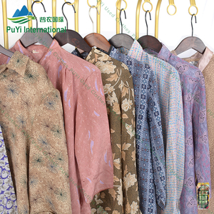 เสื้อผ้ามือสองคุณภาพดี เกรด AAA+ ขายส่งเป็นมัด เสื้อผ้าผู้สูงอายุชายหญิง ผ้าฝ้ายเนื้อนุ่ม เสื้อท่อนบนหลากหลายสไตล์ - Product Image 3