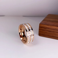 Bague en acier inoxydable de luxe couleur or double rangée de zircon carré pour femmes Bijoux romantiques pour mariage et fête Féminin