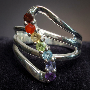 Anillo de plata con piedras preciosas - Product Image 3