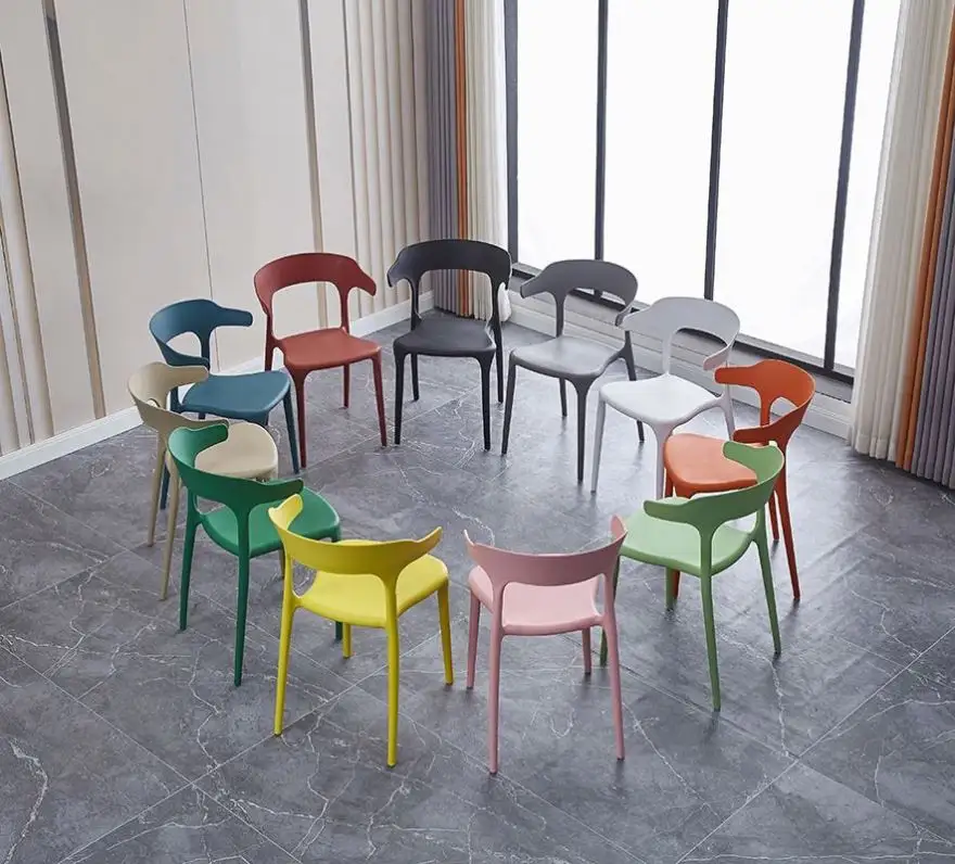 Wholesale Langfang Dining Room Furniture Modern Stackable ox horn Pp Restaurant Cafe Plastic Chairs