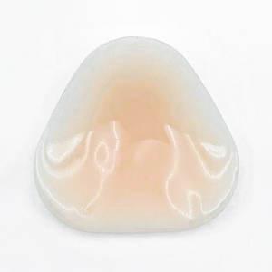 女性用防水再利用可能な接着剤100% シリコーン見えないブラ三角形乳首カバー胸花びらパッド - Product Image 6