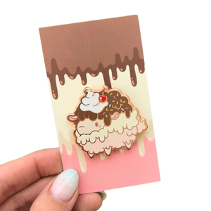 ผู้ผลิตเข็มกลัดโลหะสั่งทำขายส่งจำนวนมาก เข็มกลัดเคลือบแข็งและเคลือบนิ่ม โลโก้แบบกำหนดเอง การ์ตูนอนิเมะน่ารัก เข็มกลัดเคลือบ - Product Image 2