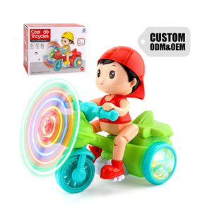Mini stile cartone animato di plastica auto e moto simpatici giocattoli Stunt triciclo di 360 gradi di rotazione della musica luce per i bambini - Product Image 1