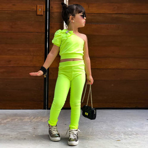 Conjunto de Ropa para Niñas Pequeñas a la Moda, Top de Manga Abullonada con Hombros Caídos y Pantalones, Conjunto de 2 Piezas - Product Image 4