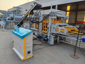 Macchina Automatica QT10-15 per la Produzione di Blocchi Cavi e Pavimentazione in Calcestruzzo con PLC Siemens e Pressione Idraulica, <span class=keywords><strong>Made</strong></span> in China - Product Image 6