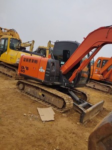 Excavatrice sur chenilles Hitachi ZX60 zx70 d'occasion, mini pelle rétro, machines en excellent état, prix bas - Product Image 6