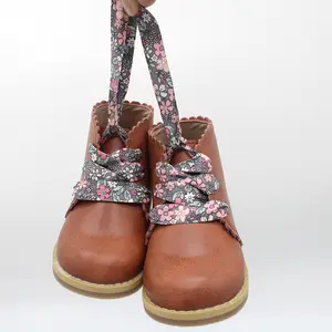 Botas infantis para inverno, botas de cor sólida para crianças, feitas de couro, antiderrapante, com salto plano, para meninas