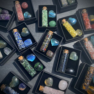 คริสตัลธรรมชาติทำมือขายส่งจำนวนมาก ขวดใส่หินกรวดแร่ อะเมทิสต์ โรสควอตซ์ คริสตัลลาบราดอไรต์รูปหัวใจ สำหรับงาน DIY - Product Image 2