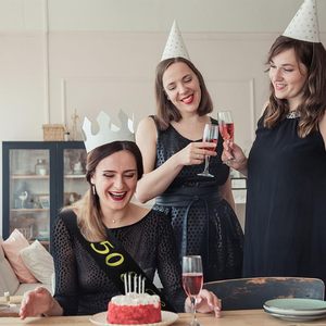 PARTYMENT Fascia da Spalla Favolosa per Ragazze Europee e Americane di Tutte <span class=keywords><strong>le</strong></span> Età (18, 21, 30, 40, 50 Anni) - Vendite Calde Transfrontaliere - Product Image 2