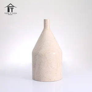 China Latest Factory Price Farmhouse Home Decor Marble Flower Vase For Home Decorative