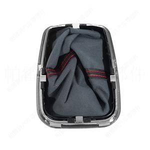 Funda de palanca de cambios de cuero para Vw Golf 4, 6 velocidades, con costuras rojas y ribete cromado, diseño ergonómico - Product Image 5