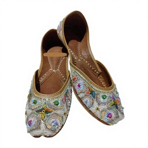 BS INTERNATIONAL Chaussures de course/de marche traditionnelles en cuir véritable pour femmes, tendance mode, avec bande élastique, taille et couleur personnalisables - Product Image 4