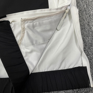 เสื้อฮู้ดกีฬาแบบมีซิป 1/4  ผ้าโพลีเอสเตอร์/คอตตอน  กันลม  เป็นมิตรกับสิ่งแวดล้อม  ลายพิมพ์ตัวอักษร  ออกแบบตามสั่งจากโรงงานเวียดนาม สำหรับฤดูหนาว - Product Image 4