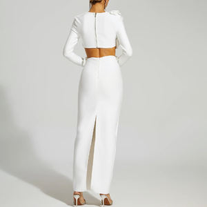 Elegante Completo Bianco con Rose 3D, Top Corto e Gonna Lunga Personalizzati dal Produttore, Colletto Quadrato, Lunghezza Corta, Tinta Unita per Donne - Product Image 4