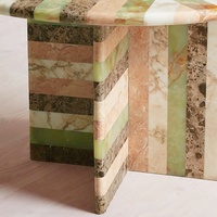 Table basse ronde de salon au design unique, faite à la main, en pierre naturelle contemporaine avec incrustations de marbre multicolores
