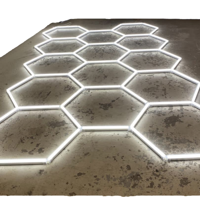 Customized Portable IP54 Rated High CRI 90 Bright Cold White Hexagon LED Ceiling Light for Car Detailing Workshop Garage Office