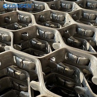 Grille perforée en acier réfractaire, grille cellulaire métallique, grille hexagonale résistante à l'érosion, maille hexagonale en acier
