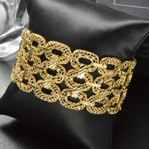 Pulseras de cadena de eslabones anchos huecos de lujo para mujer, chapadas en oro de 18k, antideslustre, personalizadas. - Product Image 5