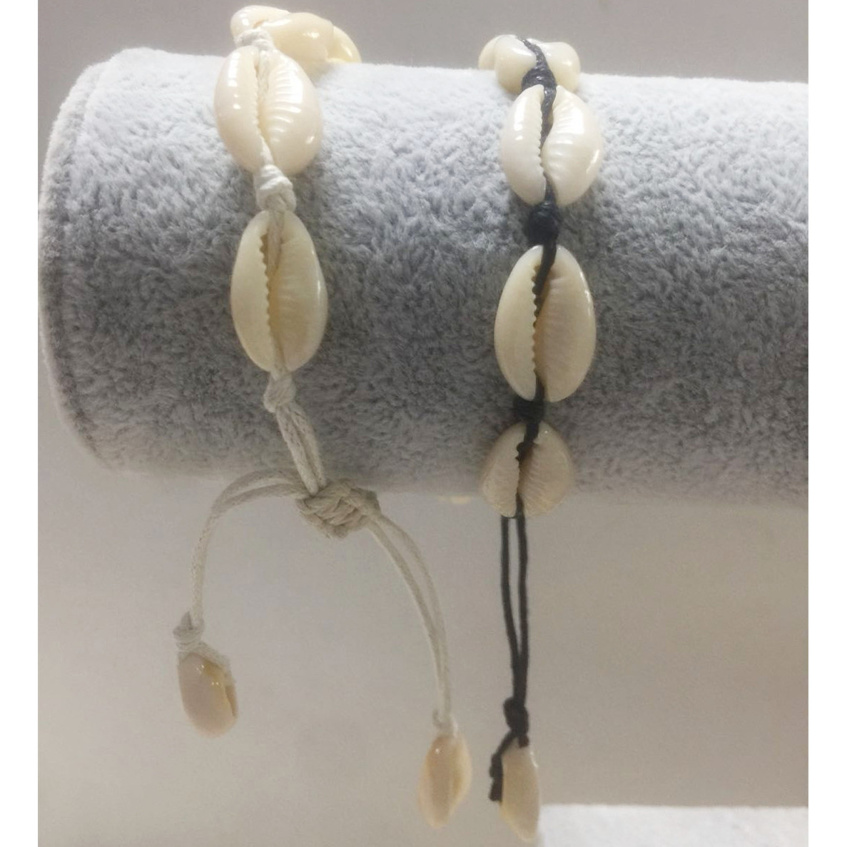 เชือกสีดำแบบดึงกลับได้