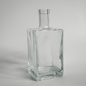 Bocal <span class=keywords><strong>en</strong></span> <span class=keywords><strong>verre</strong></span> personnalisé de 750ml pour whisky vins Tequila Brandy-bouteille d'eau peinture givre gravure décalcomanie estampage à chaud manipulation de surface - Product Image 1