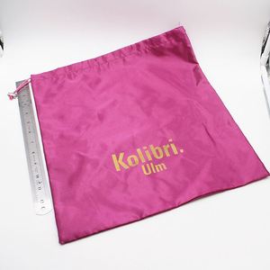Sac à chaussures en satin personnalisé de grande taille avec cordon de serrage, pochette de voyage anti-poussière pour perruques et cheveux, impression de logo personnalisée pour cadeaux - Product Image 5