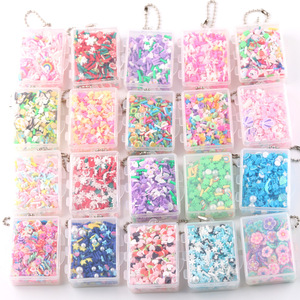 Tuiles en argile polymère mélangée, petites fleurs, lames de paillettes lune, accessoires pour nail art DIY, coques de téléphone, accessoires sable mouvant, résine plastique faite à la main - Product Image 1