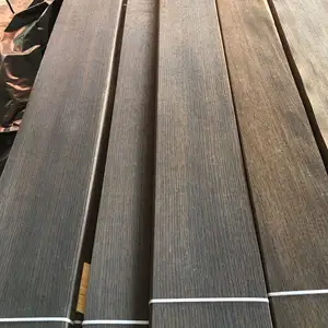 Placage de chêne européen fumé de placage en bois massif naturel de prix direct d'usine pour décorer le baril de vin de meubles de panneau