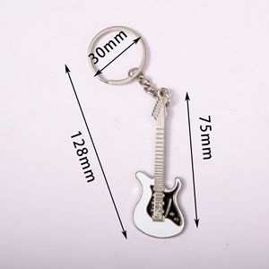 Nueva moda guitarra llavero Metal llavero lindo Musical coche llavero Color plata colgante personalizado metal llavero - Product Image 6