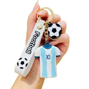 Venta al por mayor creativo 3D Mini divertido mundial de fútbol <span class=keywords><strong>Copa</strong></span> de fútbol Deporte Camiseta llavero suave silicona <span class=keywords><strong>Messi</strong></span> llavero para fans regalos - Product Image 1