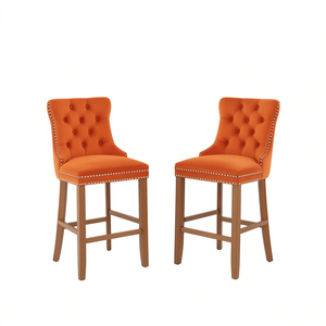 Ensemble de 2 tabourets de bar orange, capitonnés en velours, pieds en bois, garniture cloutée, style contemporain, mobilier de bar pour la maison - Product Image 1