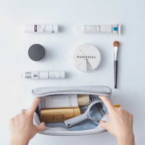 Sac de <span class=keywords><strong>toilette</strong></span> personnalisé de luxe avec fermeture éclair, en cuir PU vegan, pour hommes et femmes - Product Image 5