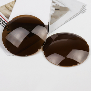 All'ingrosso <span class=keywords><strong>lenti</strong></span> per occhiali <span class=keywords><strong>da</strong></span> sole tinta lente Danyang 1.56 colorato occhiali <span class=keywords><strong>da</strong></span> sole prescrizione <span class=keywords><strong>lenti</strong></span> colorate Cr39 - Product Image 1