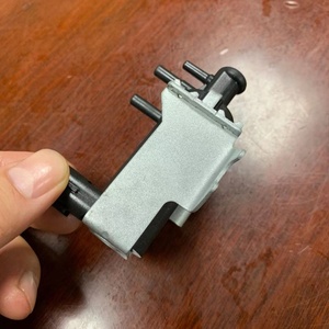 Pièces de moteur Pompe à vide Solénoïde 139700-0441 14956-AD20A 14956-AD200 pour <span class=keywords><strong>Toyota</strong></span> <span class=keywords><strong>RAV4</strong></span> 2001-2005 - Product Image 1