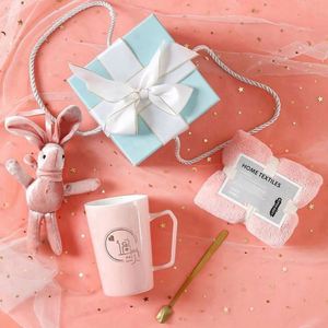 Hot Selling Valentine's Day Women's Promotional <b>Gift</b> Box Set with Glass Mug and Towel Eco-Friendly Personalization - Product Image 4