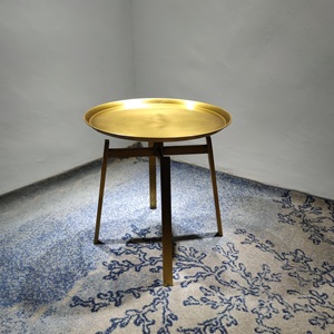 طاولة صغيرة مستديرة حديثة أثاث منزلي لغرفة المعيشة طاولة قهوة معدنية ذهبية - Product Image 5