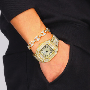 Iced Out ชุดของขวัญนาฬิกา,ชุดเครื่องประดับสร้อยข้อมือสร้อยคอคิวบาสร้อยข้อมือนาฬิกาผู้ชายสีทองของขวัญวันหยุดนาฬิกาข้อมือ Reloj - Product Image 3