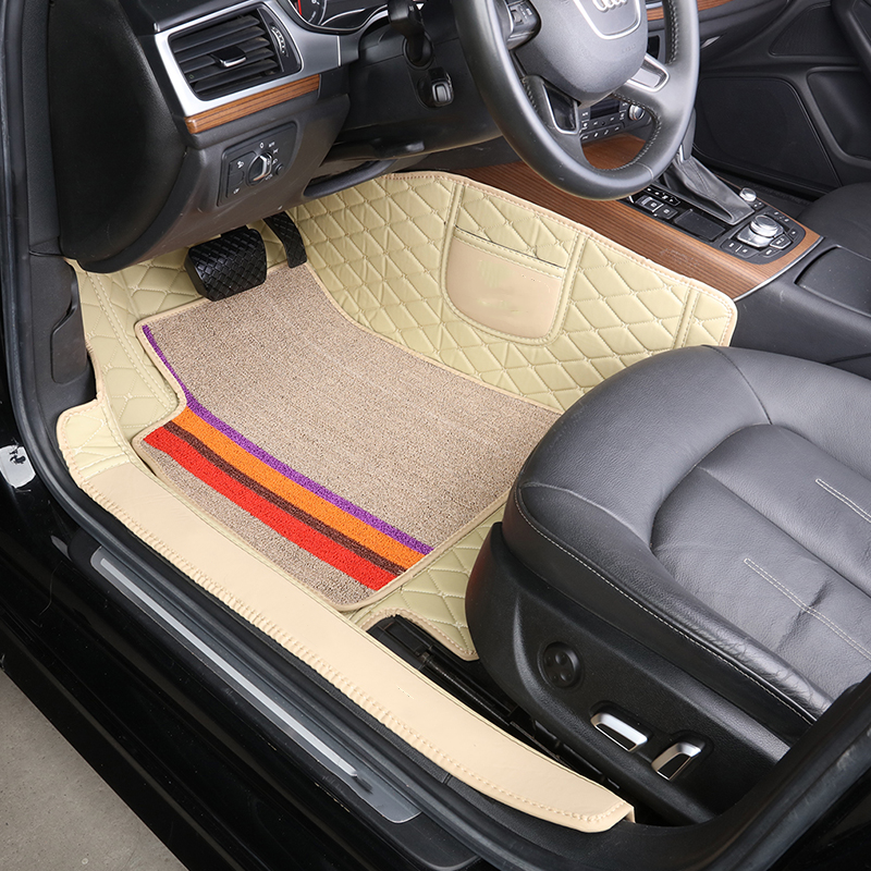 Kit Tappetini Auto Per Fiat 124 Spider 2016-2025, In Moquette Con Bandiera Italiana, Anteriori, Su Misura