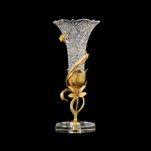 Vase décoratif en verre cristal avec fleur de magnolia en émail cloisonné peint à la main, pour la décoration de la maison - Product Image 1