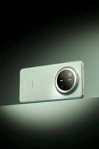 Nuevo Mate 70 Pro+ Plus 2025, 6.9'', 120Hz, Harmony OS 4.3, 5700mAh, 100W Carga por Cable, 80W Inalámbrica, Cámara Trasera Cuádruple de 50MP, NFC, Teléfono Móvil 5G - Product Image 4