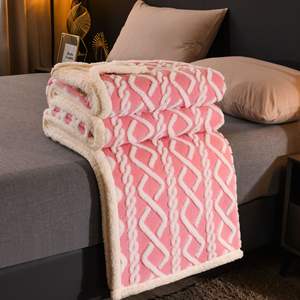 Manta de franela de doble cara Tuff, manta de sofá de punto de 2 capas con patrón de Festival hecho de tela de lana polar - Product Image 2