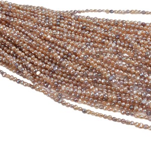 Cuentas Sueltas de Agua Dulce Naturales de Zhuji, de 4-5 mm, Color Caramelo, Barrocas Ligeras, Orificio Horizontal, Dos Caras, 39 cm de Largo, Color Blanco Fresco - Product Image 5