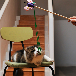 RPET Wand-Butterfly Eco-Friendly Fashion Modern Custom <span class=keywords><strong>Catnip</strong></span> Chew Toy para gatos Cute Cartoon Design Ejercicio - Product Image 4