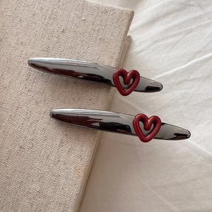 Pinza para el pelo de aleación con forma de corazón ondulado, rosa y plateada, tipo pico de pato para flequillo, estilo Y2K, unisex, 5 cm, de metal con perlas, de alta calidad, dulce - Product Image 1