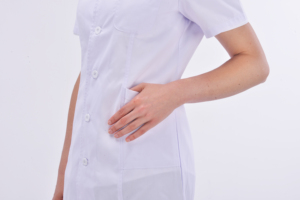 Stock <span class=keywords><strong>camice</strong></span> da laboratorio bianco resistente agli acidi <span class=keywords><strong>camice</strong></span> da laboratorio da donna slim fit donna alla moda uniforme da lavoro ospedaliero <span class=keywords><strong>camice</strong></span> bianco da laboratorio - Product Image 5
