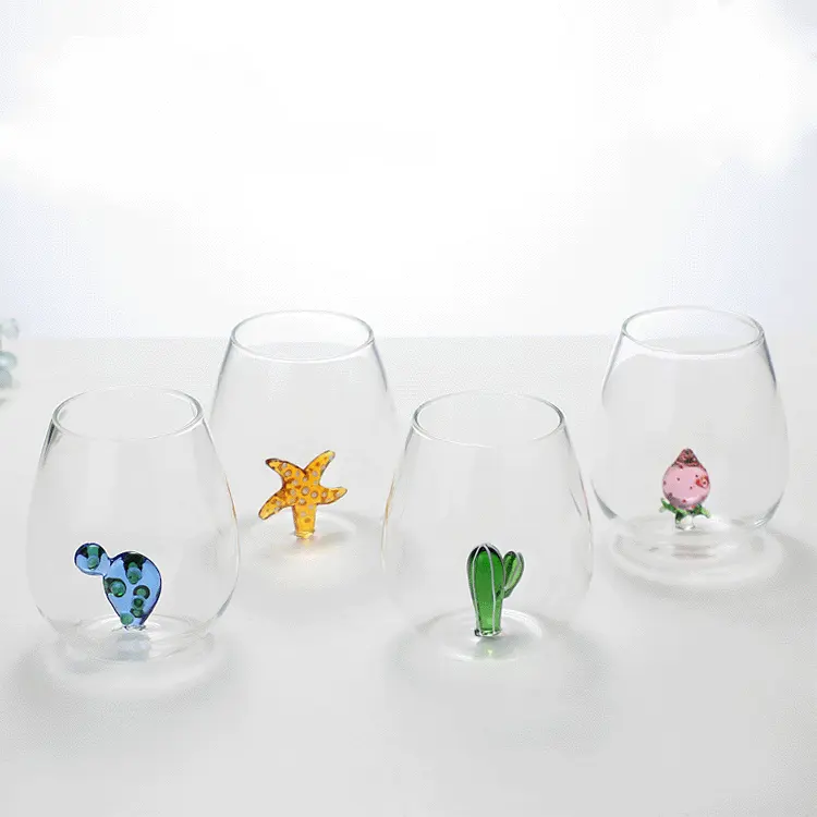 أكواب ماء زجاجية إبداعية ثلاثية الأبعاد ثلاثية الأبعاد على شكل حيوانات للاستخدام المنزلي أكواب زجاج بوروسيليكات إبداعية