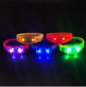 Gelang LED silikon untuk pesta Natal, gelang silikon menyala dalam gelap, gelang LED kendali suara
