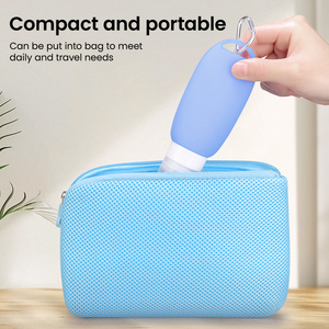 ขวดซิลิโคนพกพาแบบเติมได้ ปลอดสาร BPA พร้อมคาราไบเนอร์ ป้องกันการรั่วซึม ได้รับการรับรองจาก TSA รับผลิตแบบ OEM ODM - Product Image 5